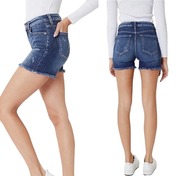 𝅺Kancan High Rise Frayed Hem Denim Shorts NWT - Picture 1 of 11